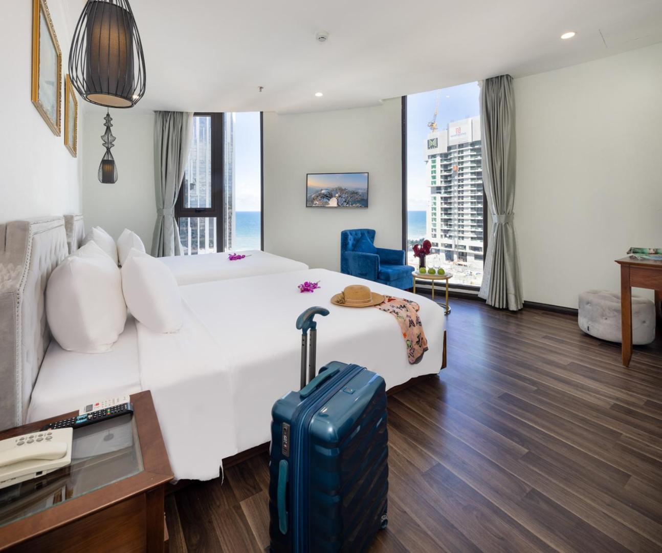 Minh Chau Premium Hotel Danang Buitenkant foto