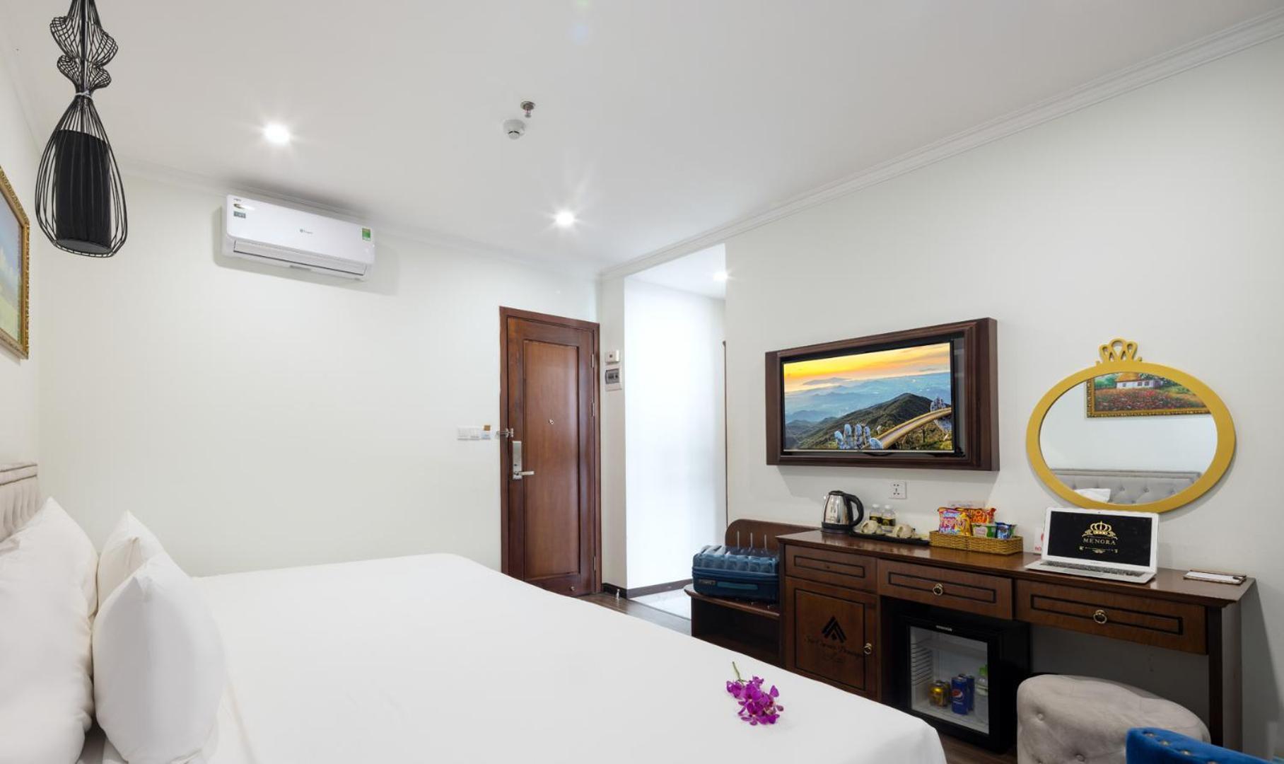Minh Chau Premium Hotel Danang Buitenkant foto