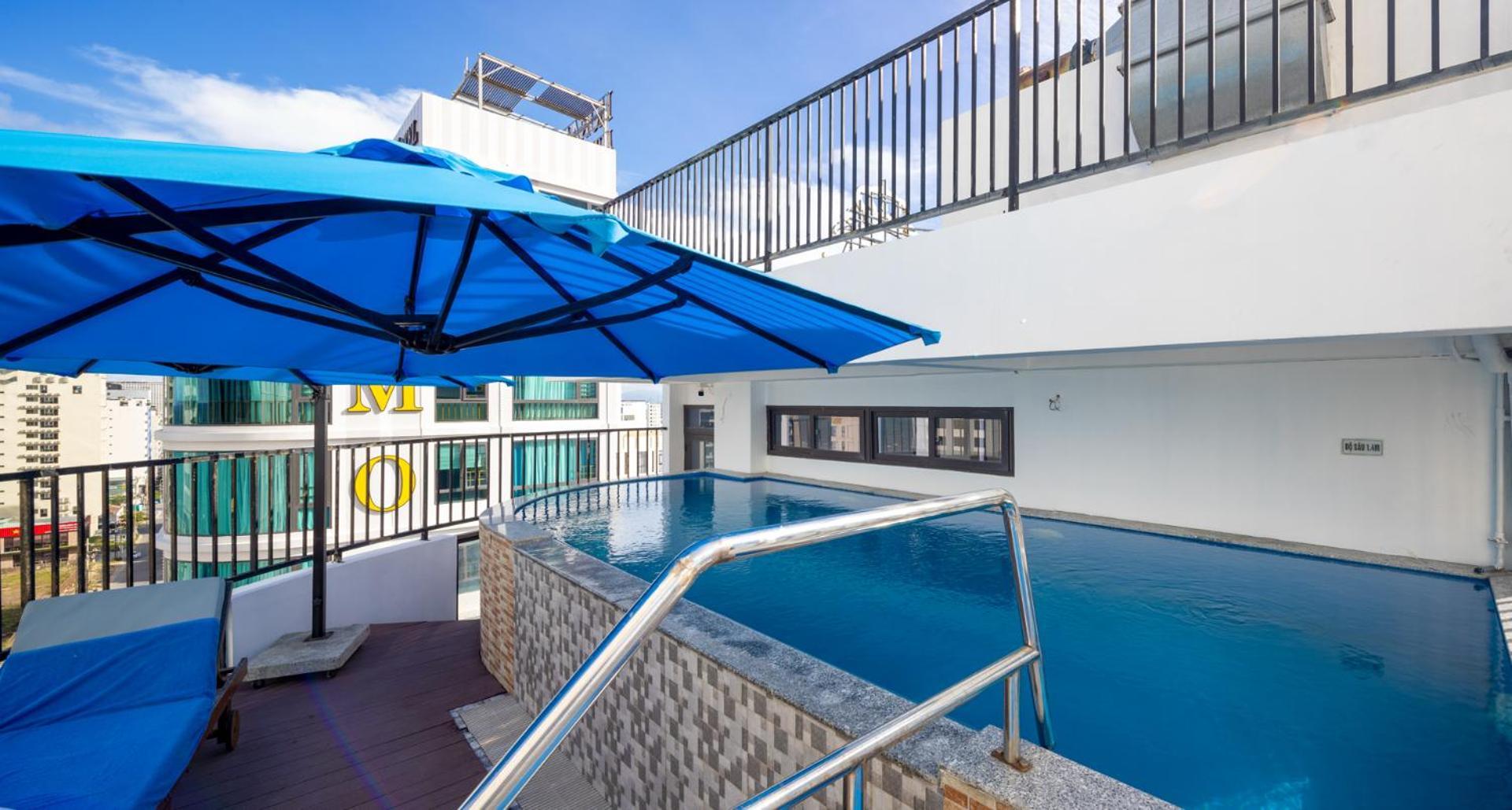 Minh Chau Premium Hotel Danang Buitenkant foto
